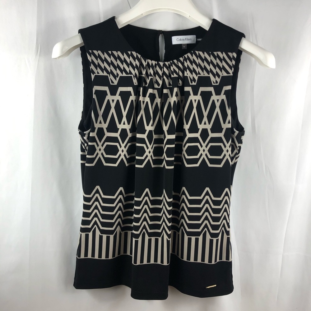 Calvin Klein size M Black with pale gray design on front and back